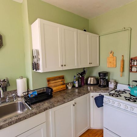Centrally Located With Lake Views 伯灵顿 外观 照片